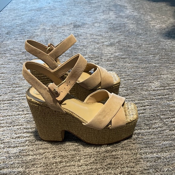 sam edelman trianna